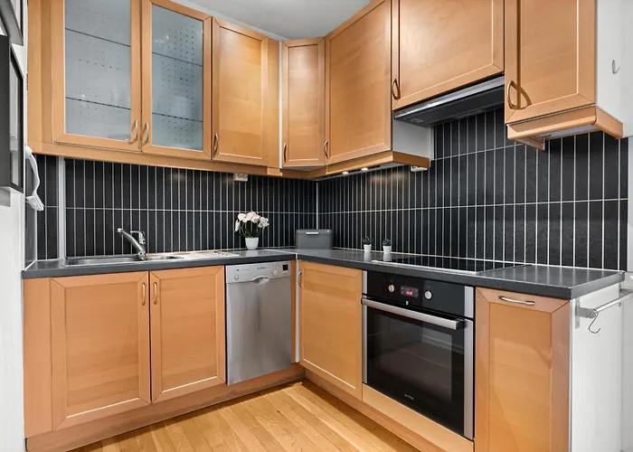 Charming And Cozy - 5 Min To City Center - 5 Pers